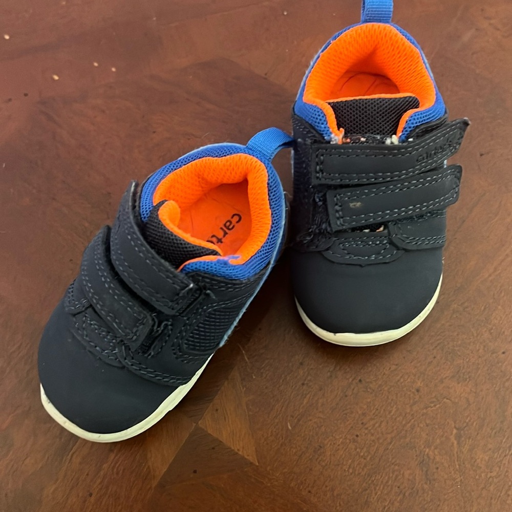 Sneakers in great condition.